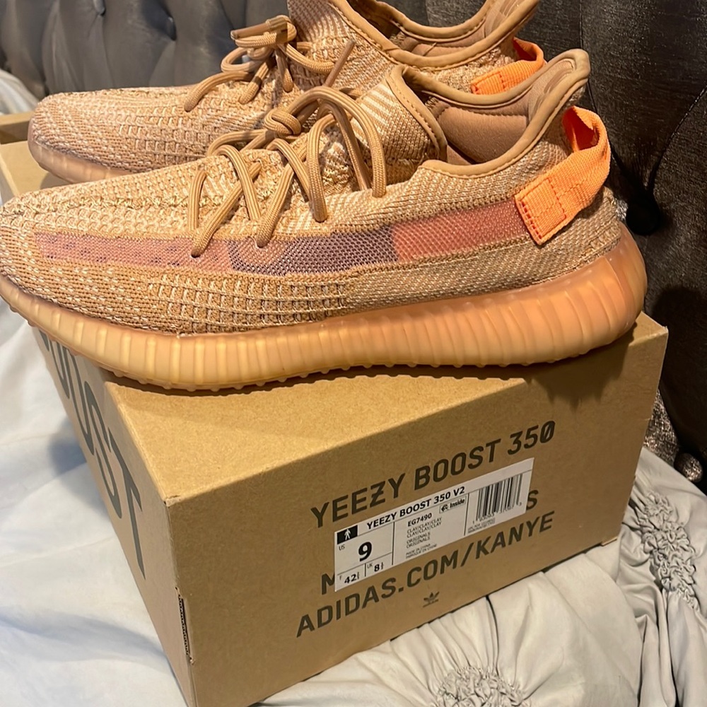 Yeezy Boost 350 V2 Clay